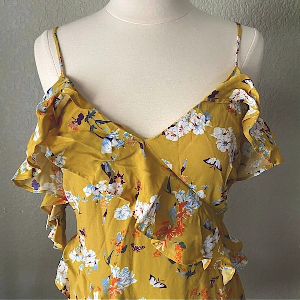 NEW REVOLVE Song of Style Sloan Mini Yellow Floral Tiered Dress Size Small - Picture 16 of 16
